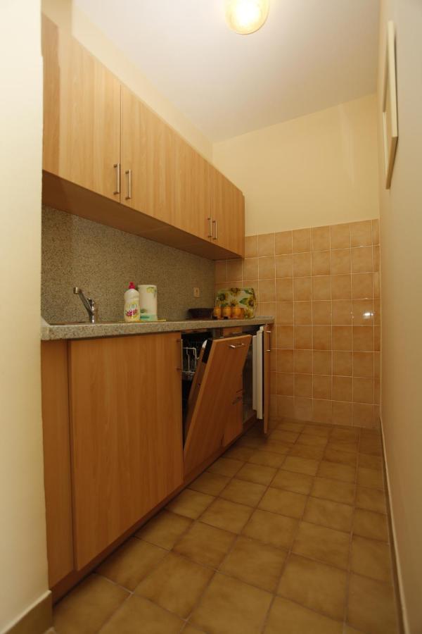 Apartments Perovic Budva Bagian luar foto
