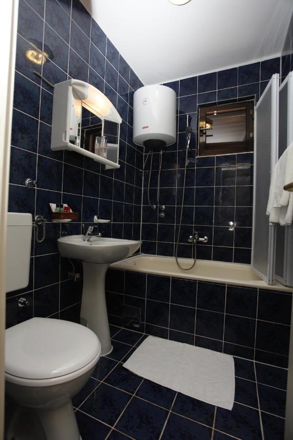 Apartments Perovic Budva Bagian luar foto
