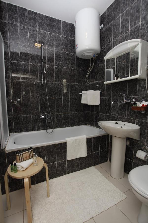 Apartments Perovic Budva Bagian luar foto