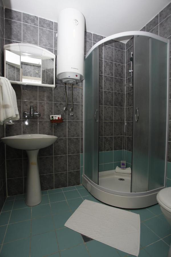 Apartments Perovic Budva Bagian luar foto