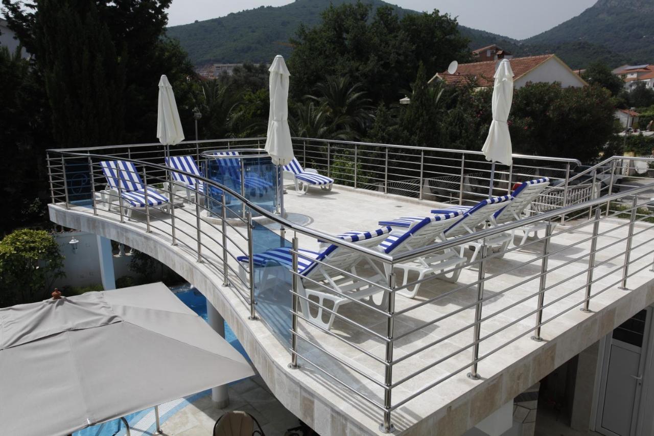 Apartments Perovic Budva Bagian luar foto