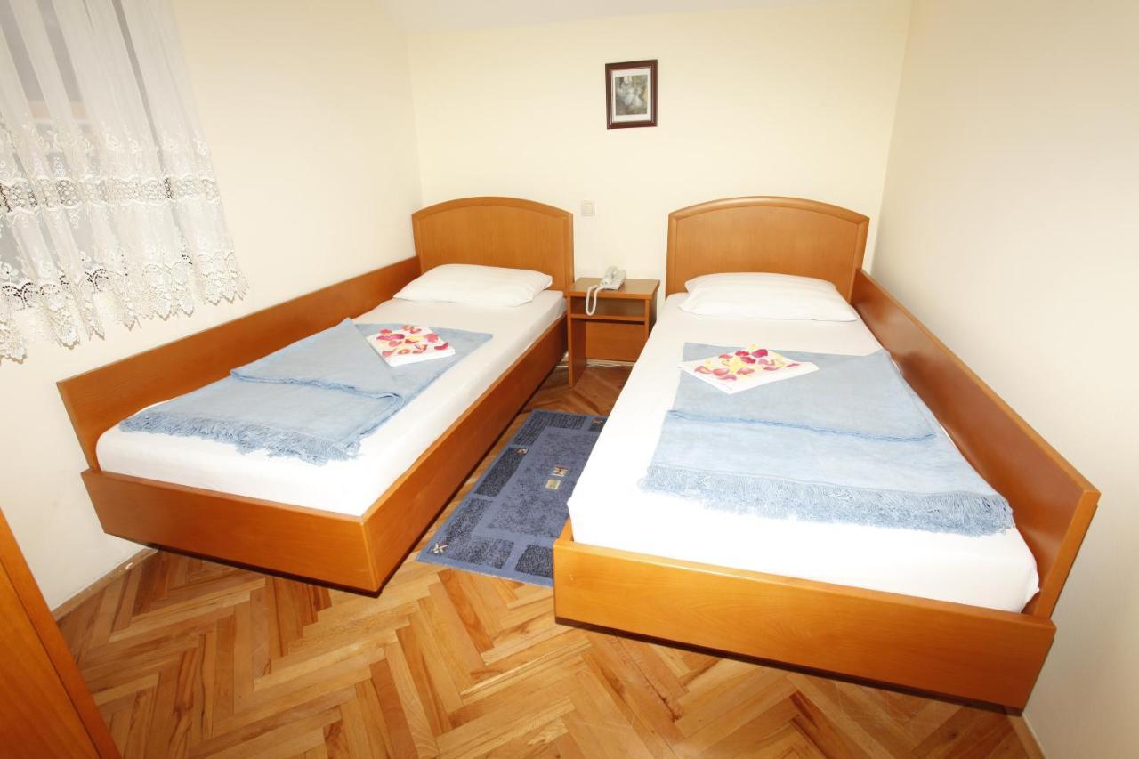 Apartments Perovic Budva Bagian luar foto