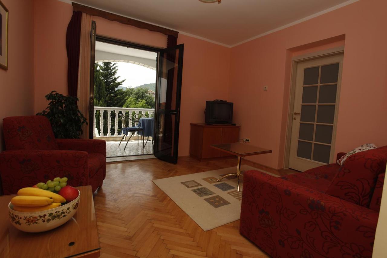 Apartments Perovic Budva Bagian luar foto