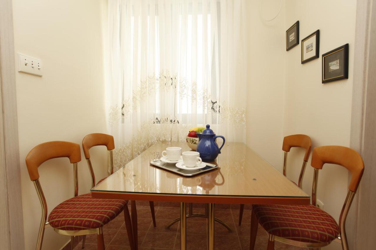 Apartments Perovic Budva Bagian luar foto
